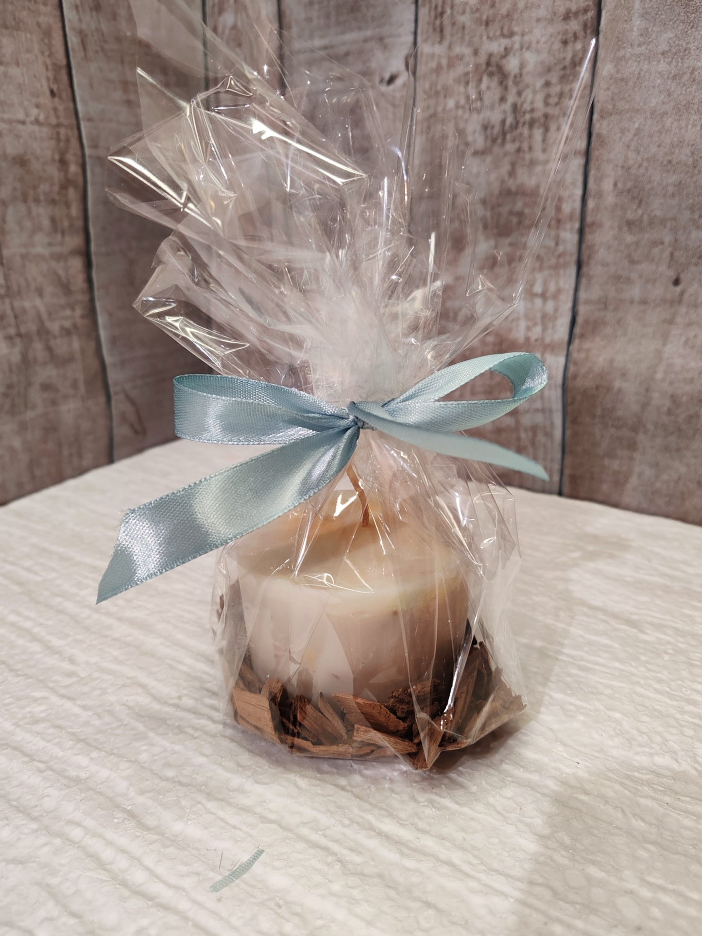 Bougie artisanale “Éclat de Cannelle et Sapin”