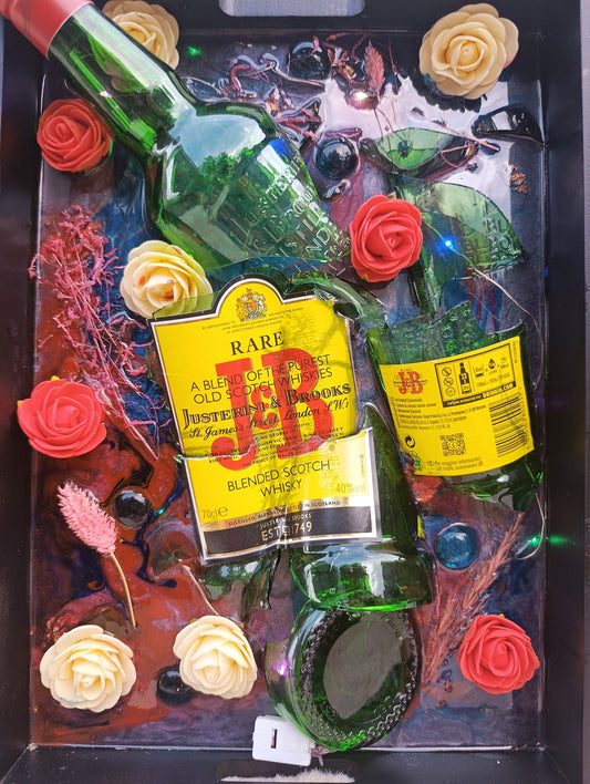 Œuvre unique, née du recyclage et de l’imaginaire