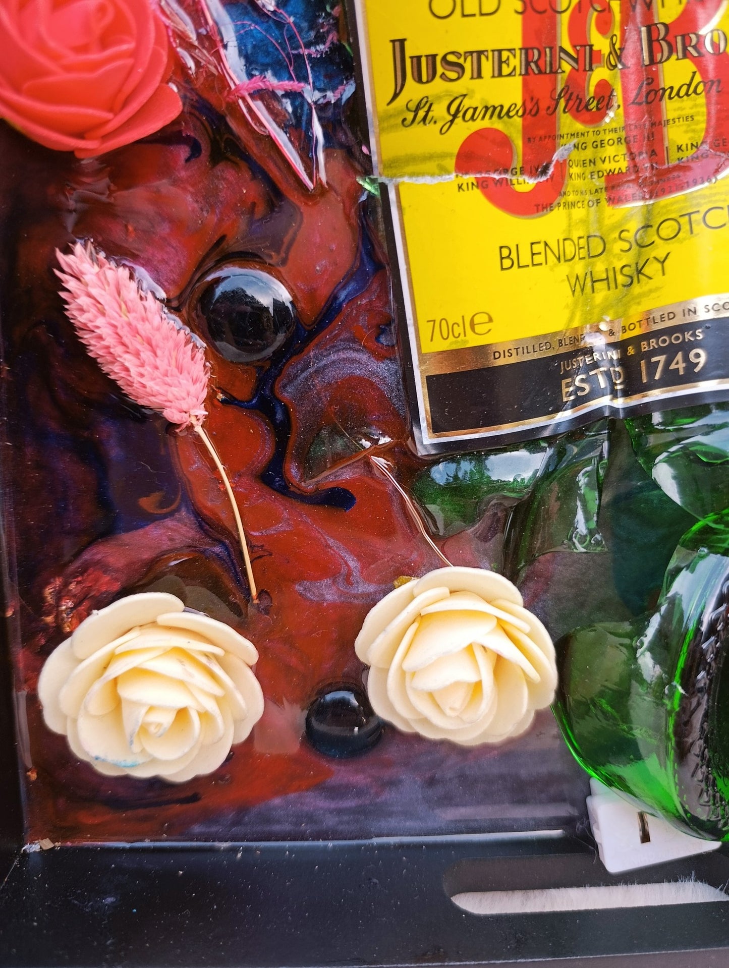 Œuvre unique, née du recyclage et de l’imaginaire