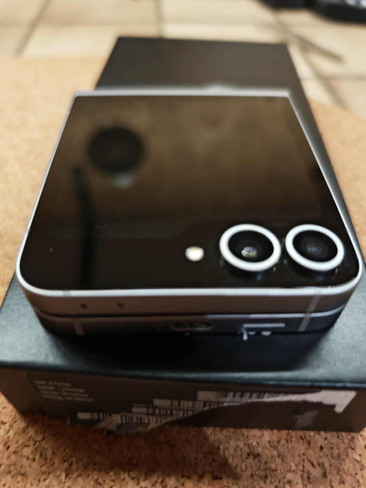 Grande Tombola Exclusive : Samsung Z flip 6