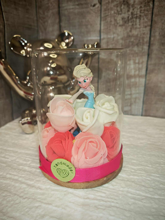 Cloche en verre artisanale – “Reine des Neiges &amp; Roses éternelles”