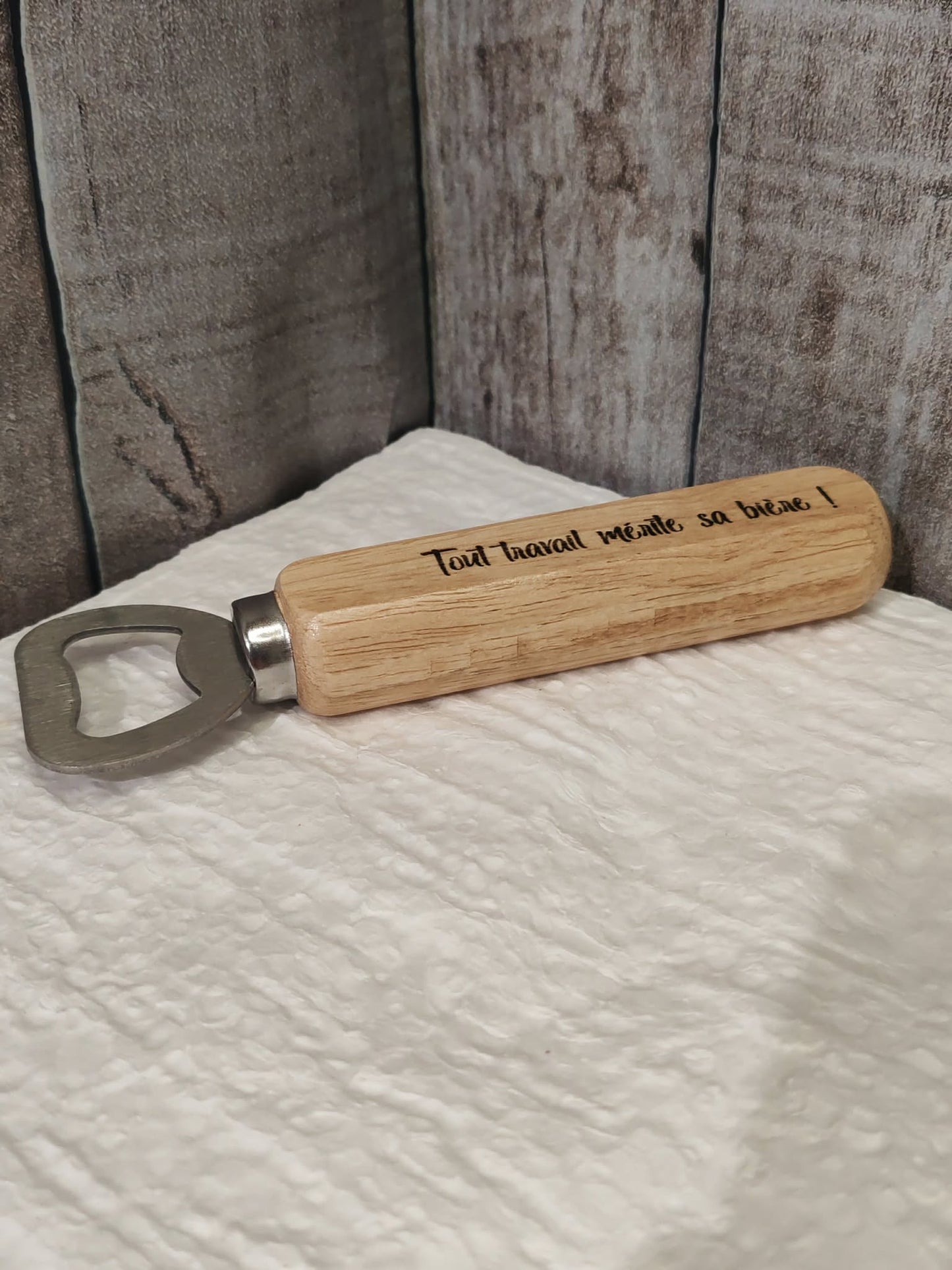 Décapsuleur gravé au laser