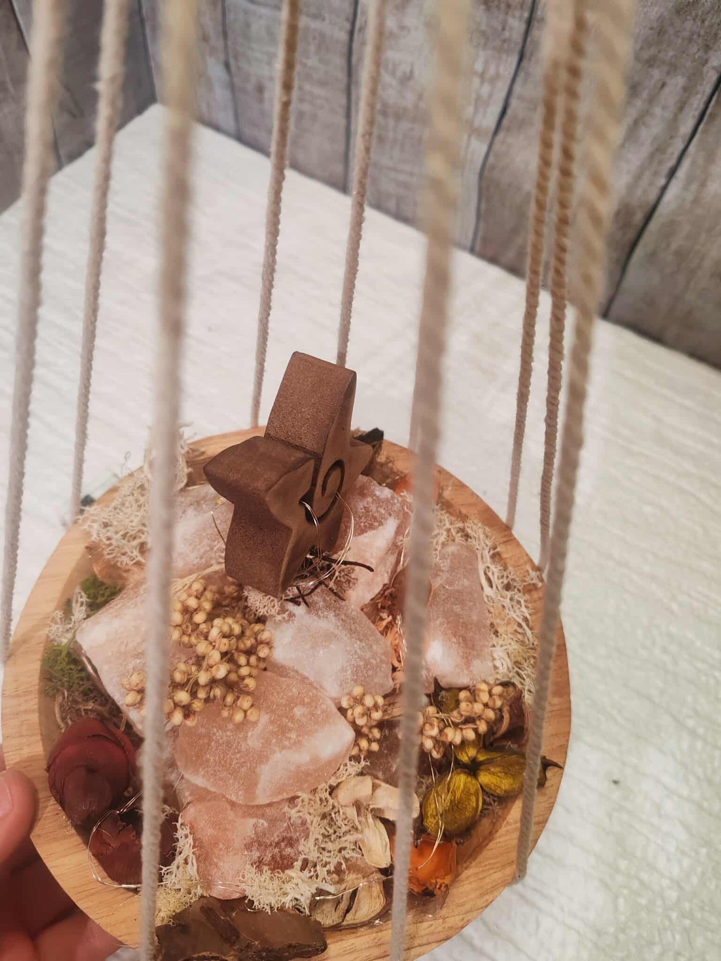 Suspension décorative artisanale avec véritables morceaux de sel rose de l’Himalaya