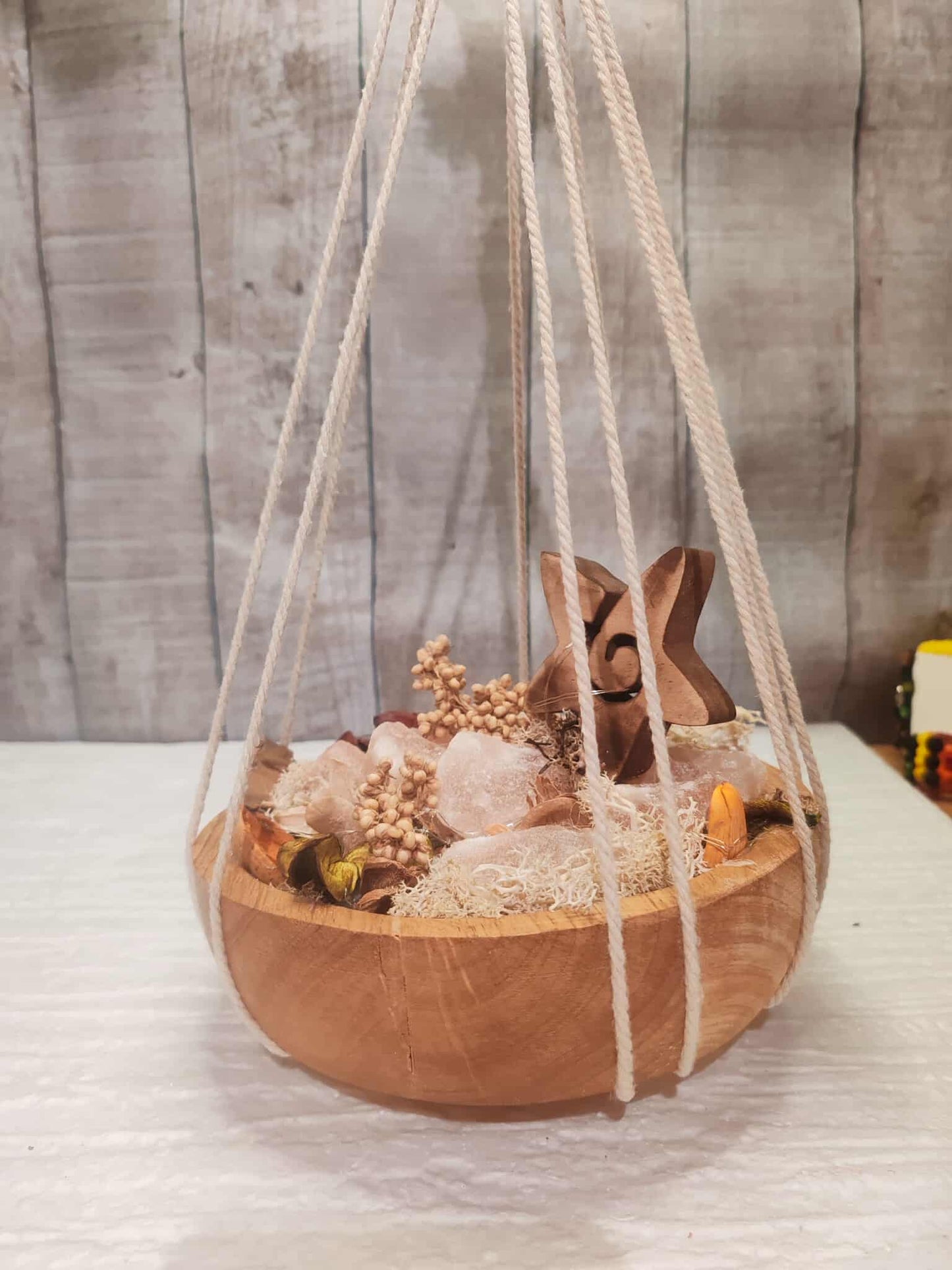 Suspension décorative artisanale avec véritables morceaux de sel rose de l’Himalaya