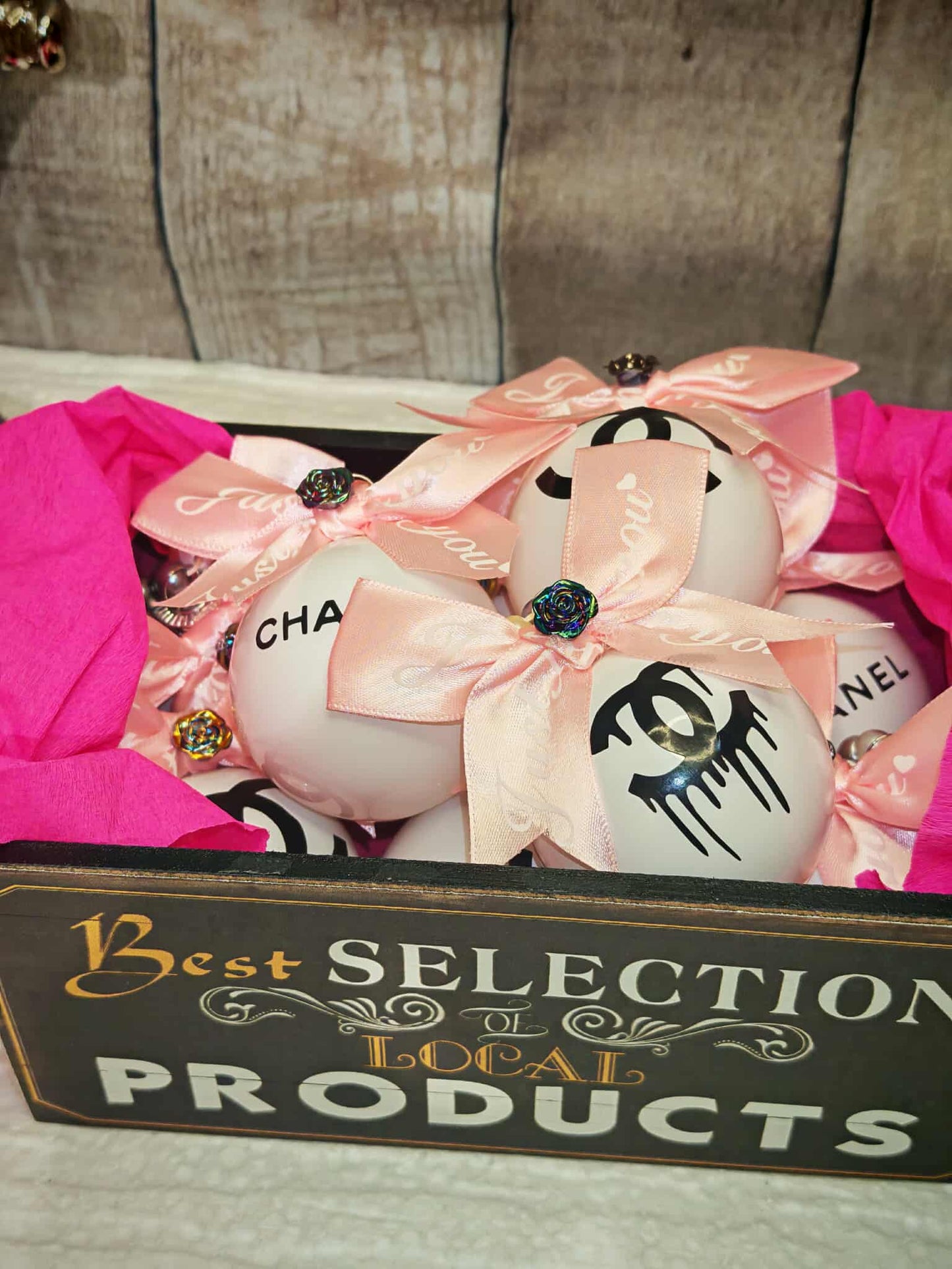 Lots de 9 boules de Noël design d une grande marque