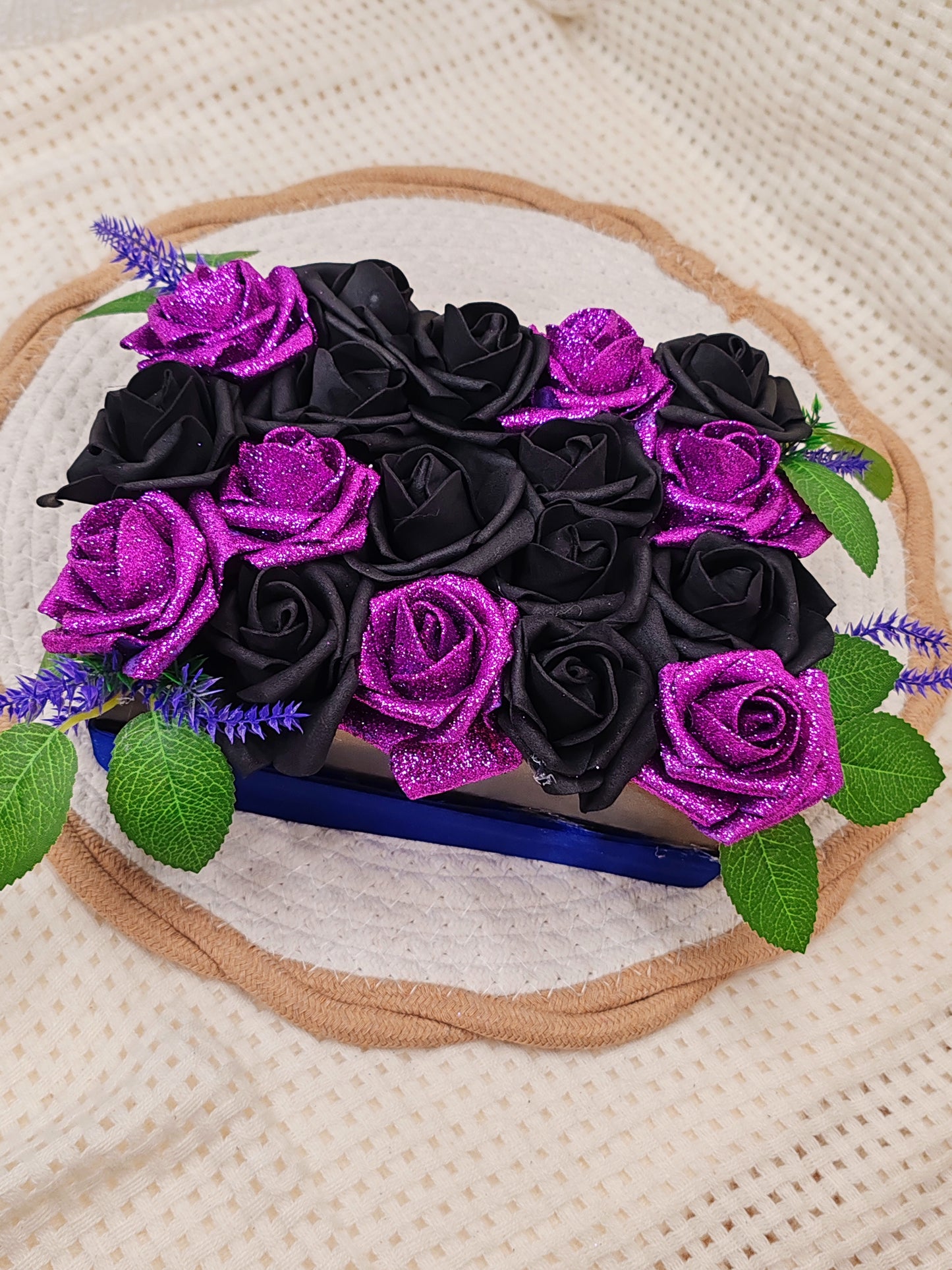 🌹 Boîte Florale Artisanale – Fait Main avec Roses en Mousse 🌹