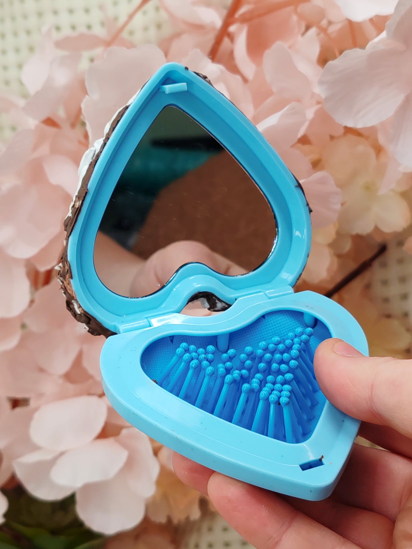 💎Miroir de poche avec brosse à cheveux intégrer 💎