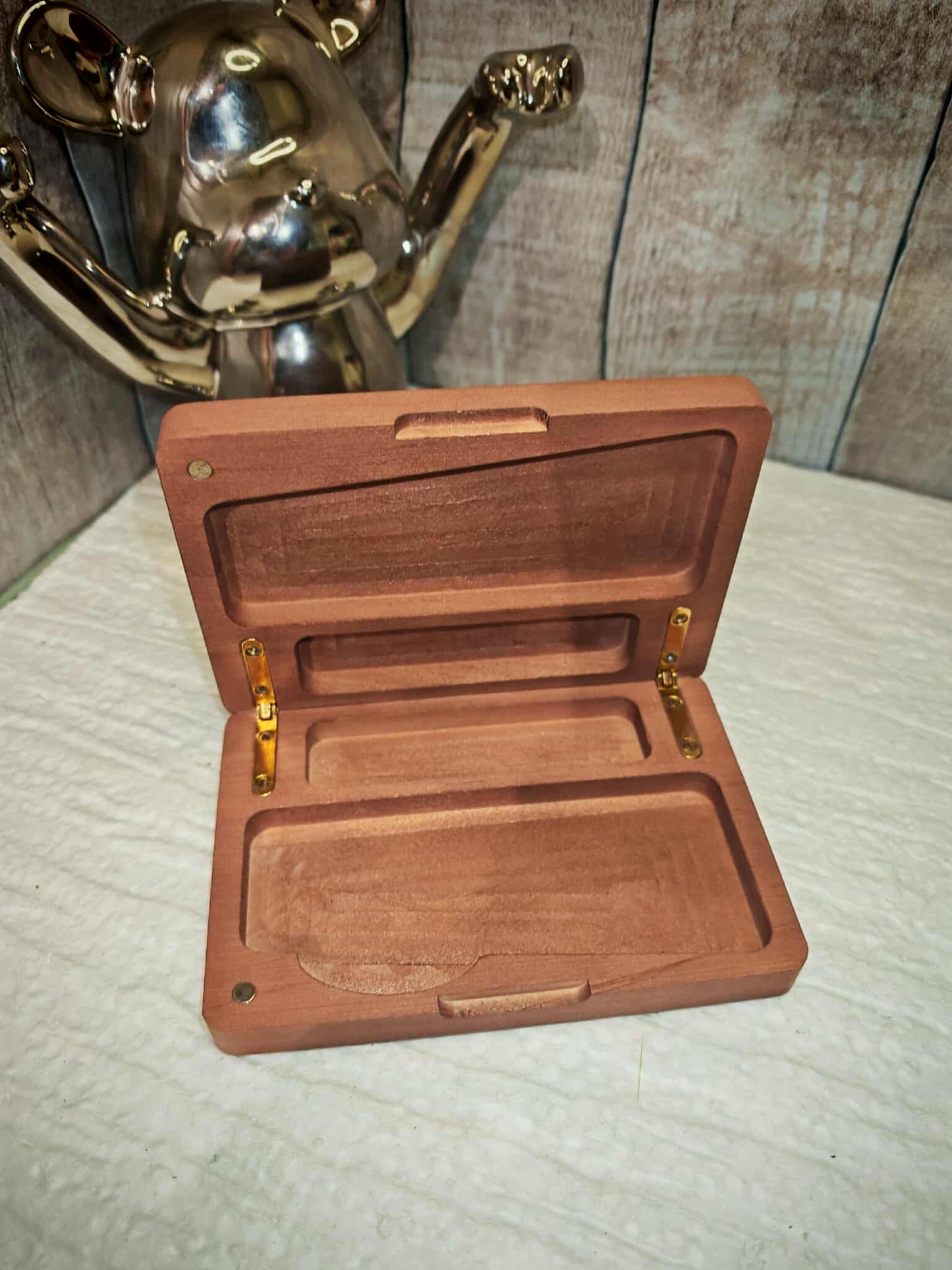 Boîte de rangement en bois – Design lèvres & feuille de cannabis